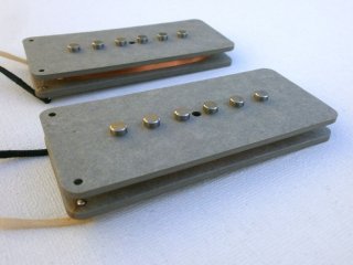 手巻きリメイクピックアップ　ジャズベース　アルニコ3マグネット 売り切りセール品】手巻きリメイクピックアップ ジャズベース