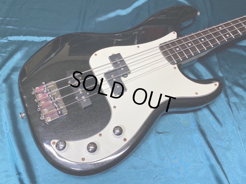 画像2: Squier / PRECISION BASS　メタリックブラック (2)